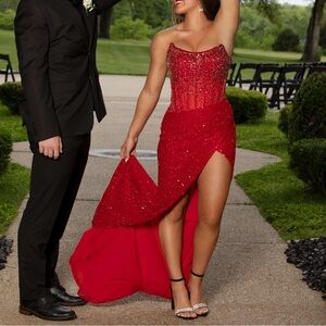 Ashley Lauren size 0. Worn a couple hours